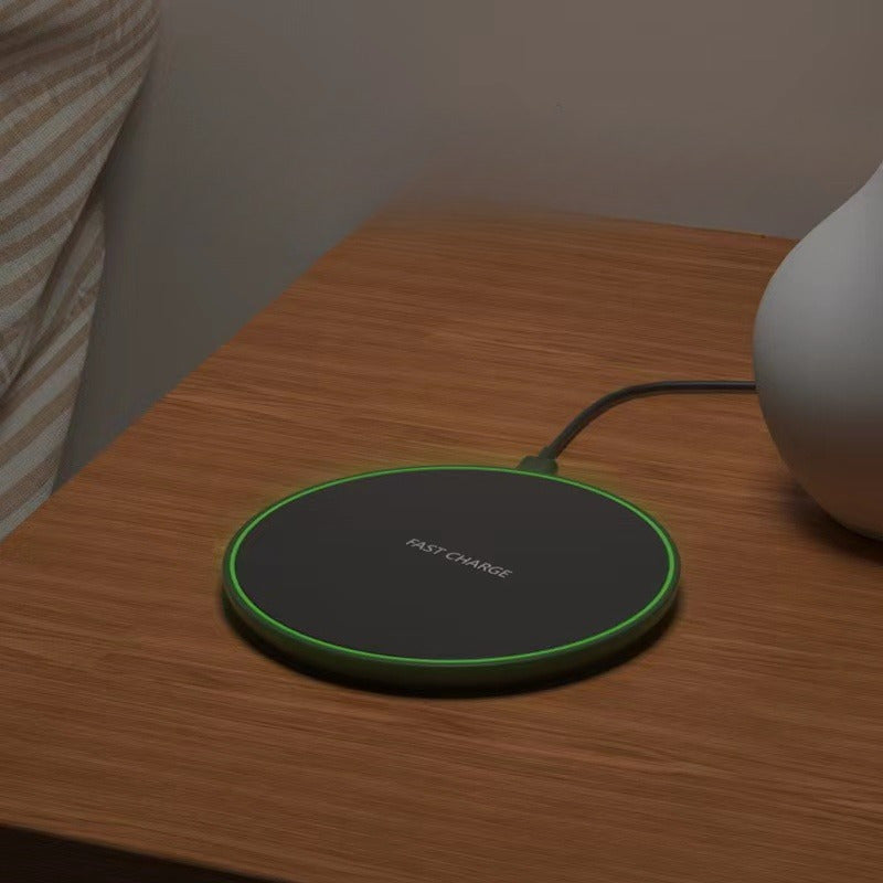 Fast Wireless Charger | 15W Induction Charging Pad for iPhone & Android Devices, Sleek Design & Cable-Free Convenience for Home & Office
