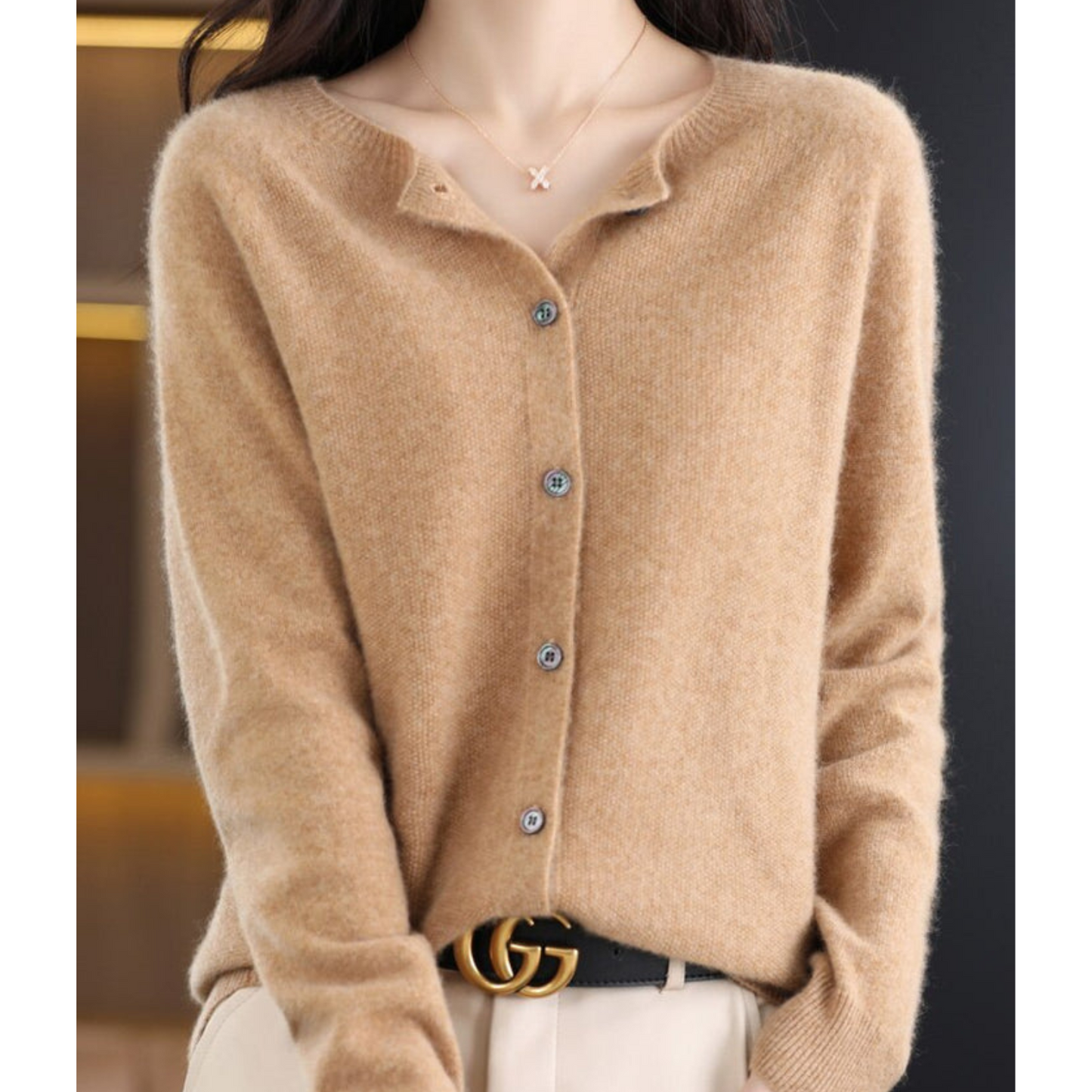 Women's Long Sleeve V-Neck Cardigan | Comfortable, Versatile & Ideal for Winter Wardrobe