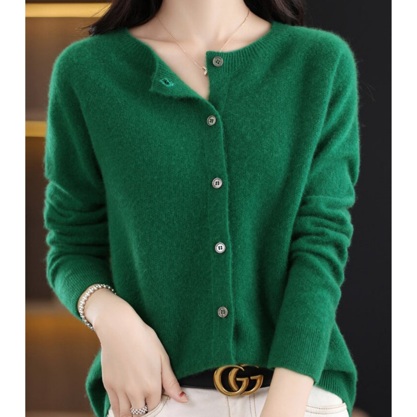 Women's Long Sleeve V-Neck Cardigan | Comfortable, Versatile & Ideal for Winter Wardrobe