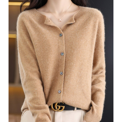 Women's Long Sleeve V-Neck Cardigan | Comfortable, Versatile & Ideal for Winter Wardrobe