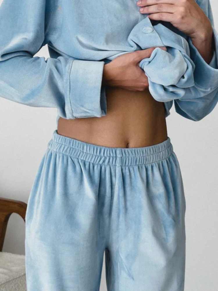 Women's Relaxed Fit 2-Piece Pyjama Set | Button-Up Shirt & Wide-Leg Trousers for Lounging and Sleep