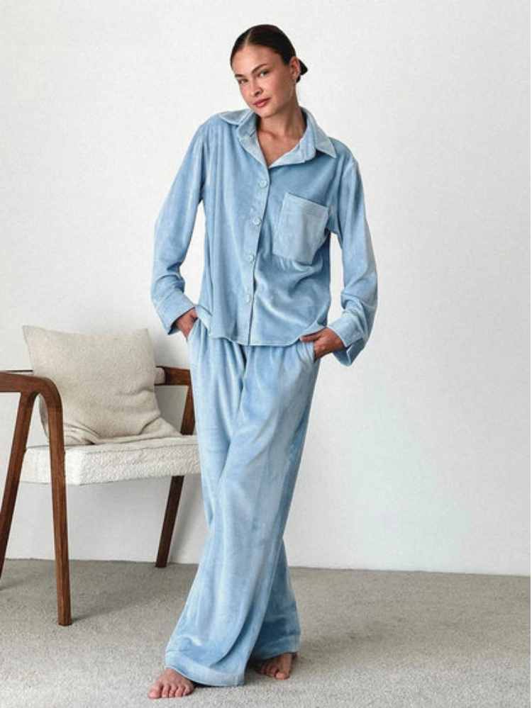 Women's Relaxed Fit 2-Piece Pyjama Set | Button-Up Shirt & Wide-Leg Trousers for Lounging and Sleep