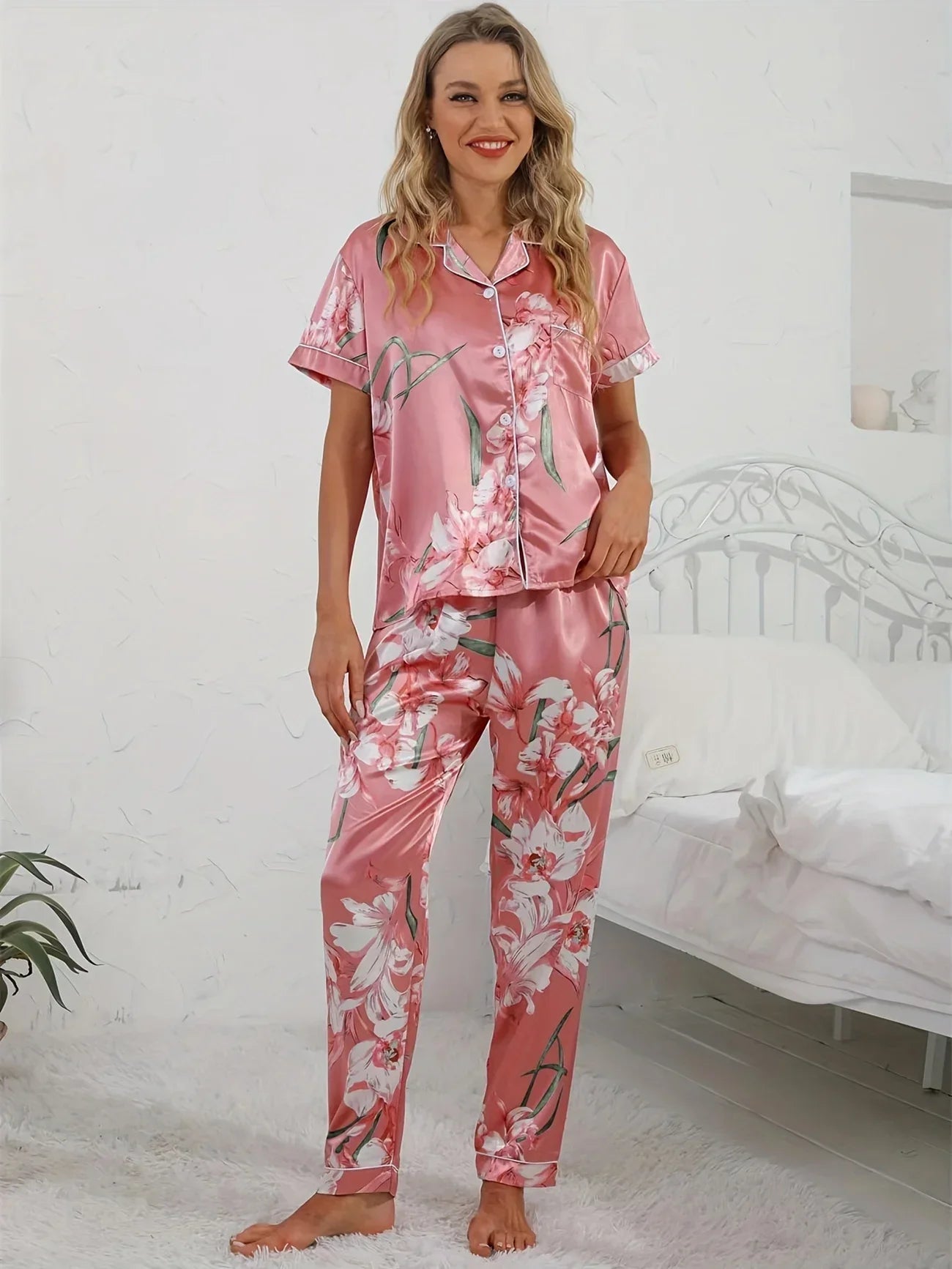 Women's Floral Print Pyjama Set | Short Sleeve Shirt & Long Trousers for Comfortable Sleep and Relaxation