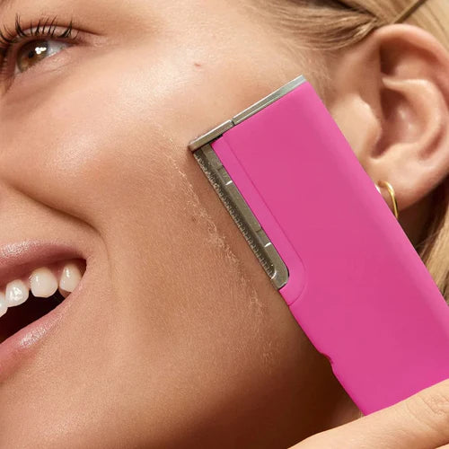 Sonic Dermaplaning Device | Microfine Edges for Smooth Skin & Enhanced Skincare Absorption