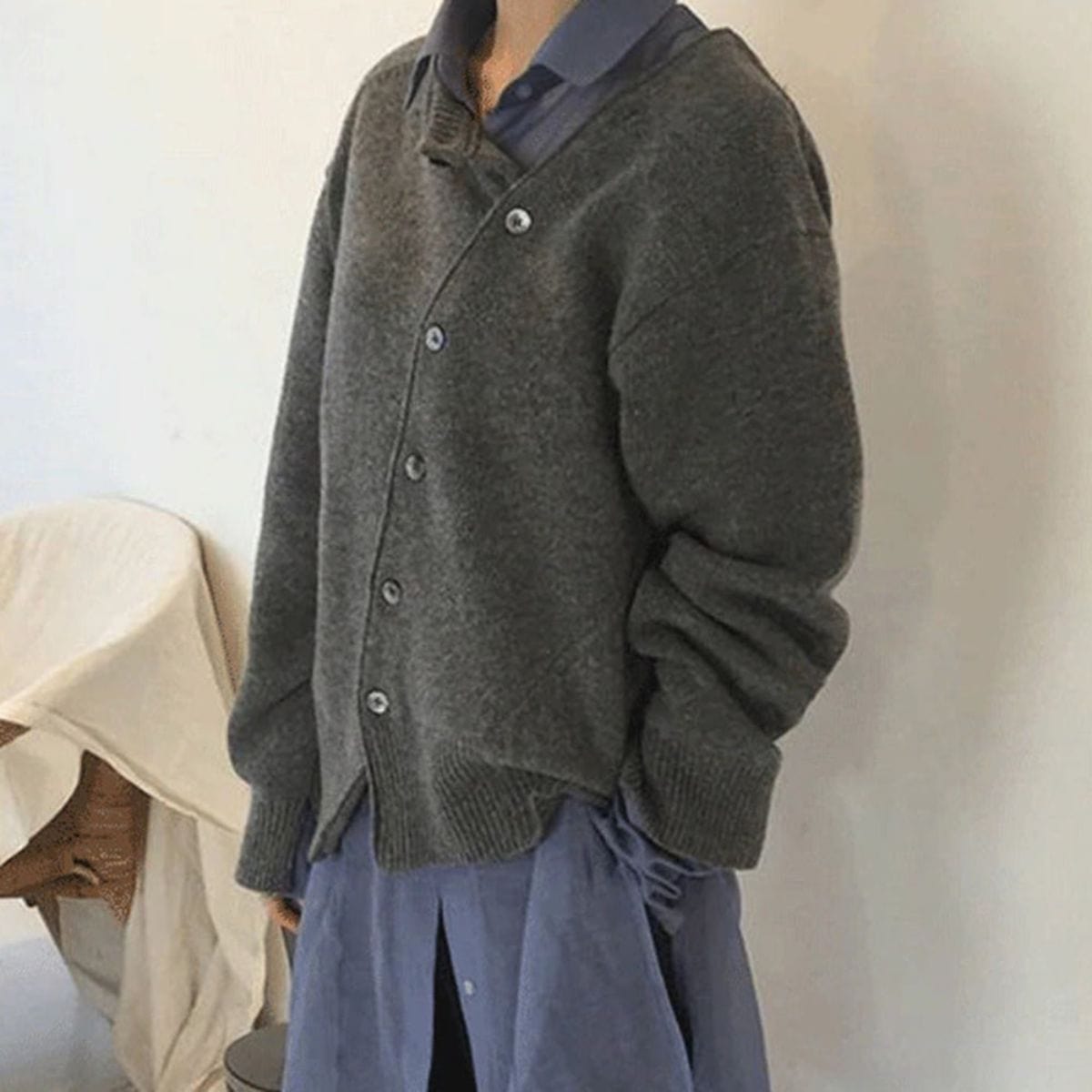 Cashmere Cardigan with Buttons | Soft, Warm & Comfortable for Women in Autumn & Winter